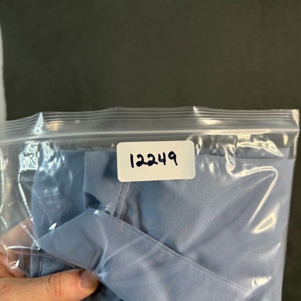 Lululemon Shirt Mens XL Blue Commission Long Sleeve Button Up Stretch Casual - Picture 12 of 12